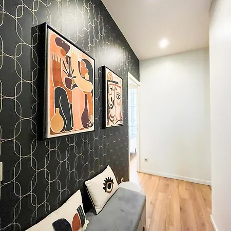 Apartment Urban Flat 61 - Pretty 3 Bedrooms In Center Of *
